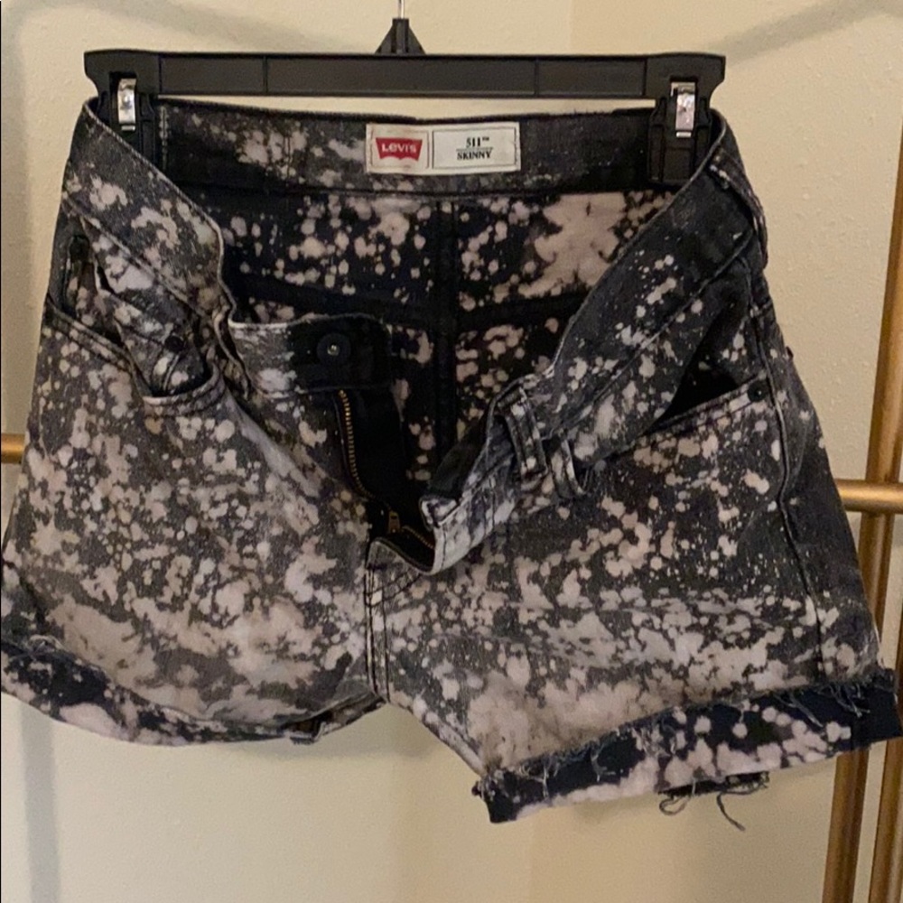 Distressed Levi’s shorts